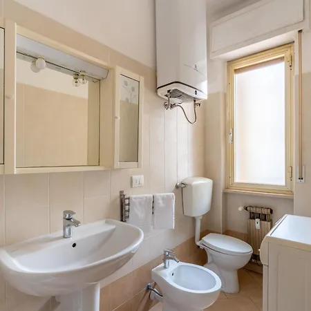 Andora,7 Guests, Terrace, Walk To Apartament *
